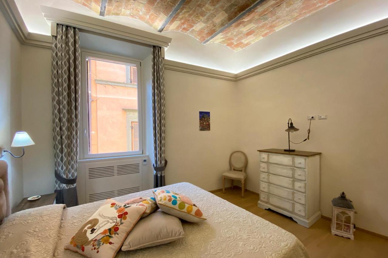 Palazzo Nobili Lägenhet Soriano nel Cimino Exteriör bild
